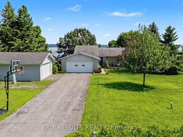House for sale in Frontenac Islands, Ontario