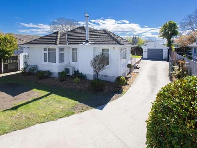 House for sale in Bishopdale, Fendalton-Waimari-Harewood Community