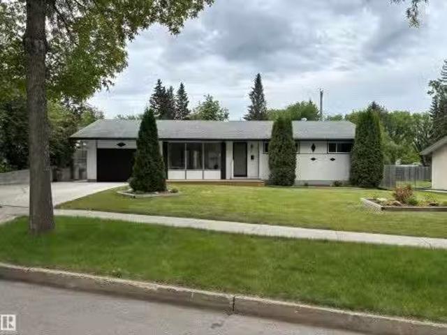 House for sale in Saint Albert, Alberta