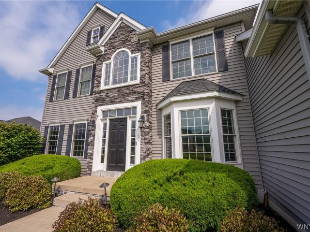House for sale in Orchard Park, New York