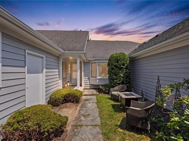 Condo for sale in Village of Pittsford, Town of Pittsford
