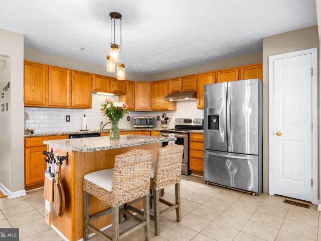 Condo for sale in De La Plaine Manor, North East