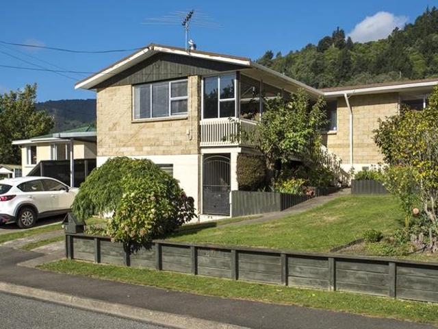 House for rent in Waikawa, Picton