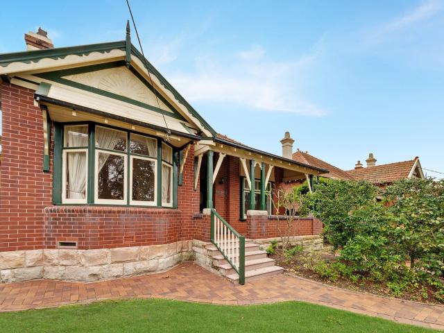 House for rent in Lower North Shore, Sydney