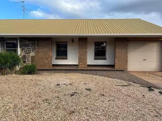 House for rent in Sale, Victoria