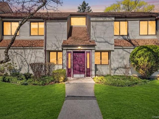 Condo for sale in Cortlandt Manor, New York