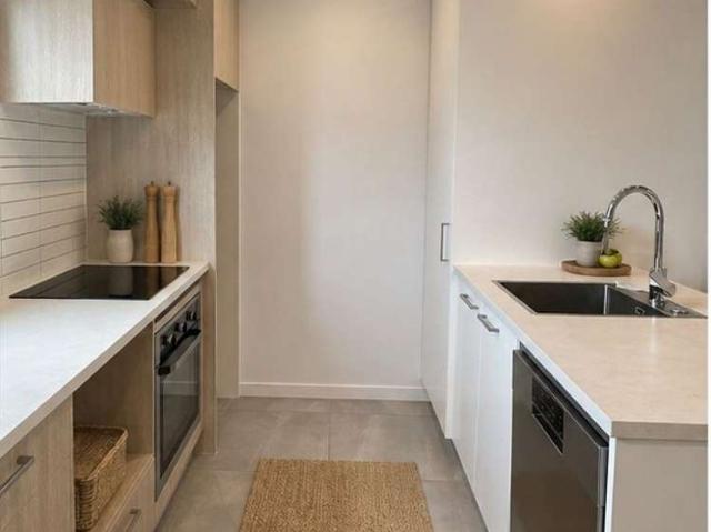 Townhouse for rent in Whangaparaoa