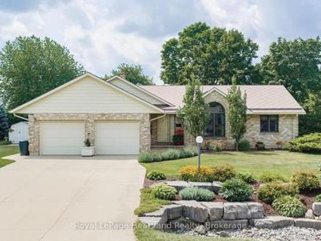 House for sale in Egmondville, Huron East