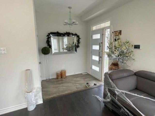 Duplex for sale in Georgina, Ontario