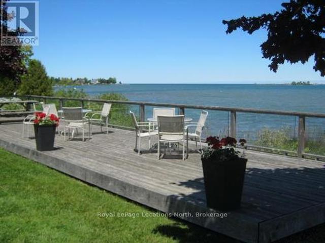 Townhouse for sale in Collingwood, Ontario