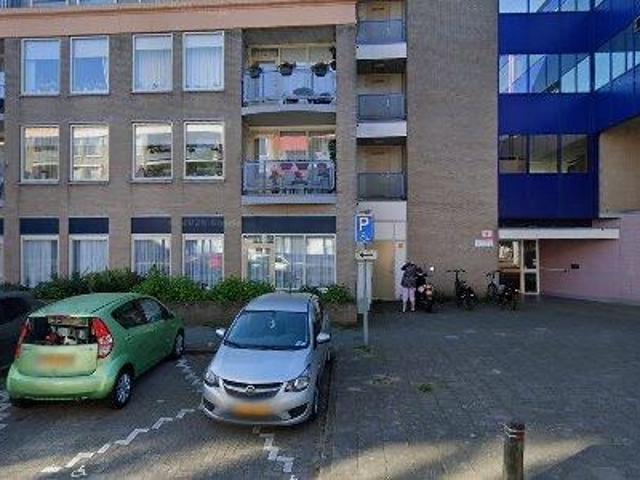 Appartement te huur in Velserbroek, Noord Holland