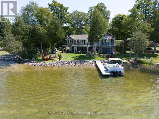House for sale in Ontario