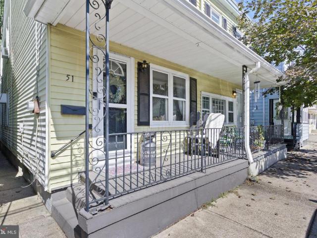 Townhouse for sale in Bordentown, New Jersey
