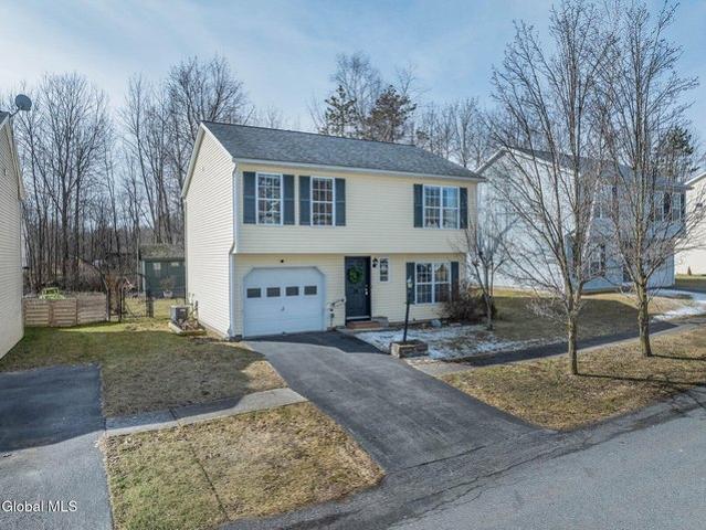 House for sale in Saratoga, New York