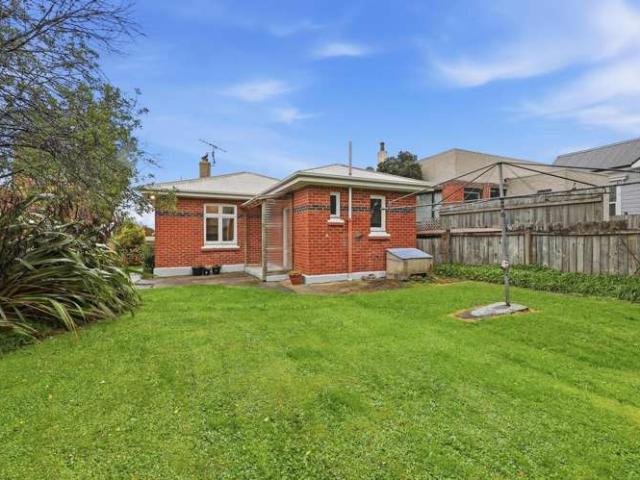House for sale in Otakou