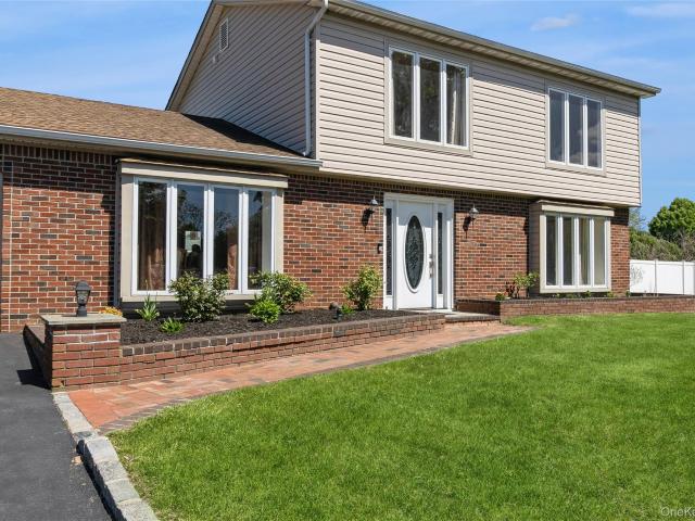 House for sale in Centereach, New York