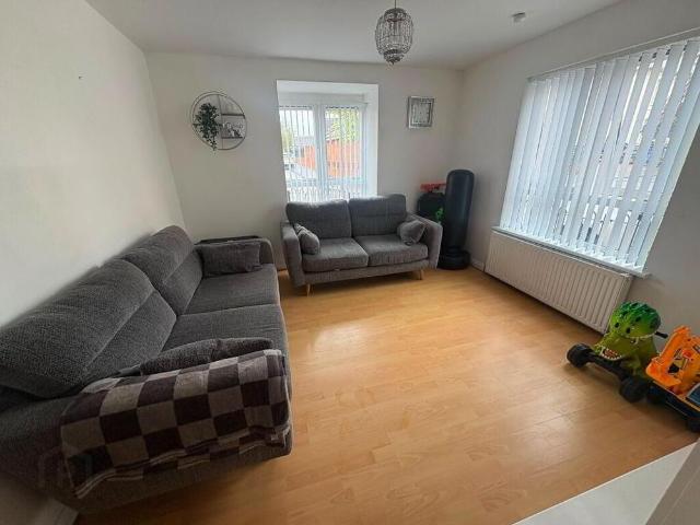 Apartment for rent in Clonard, Northern Ireland