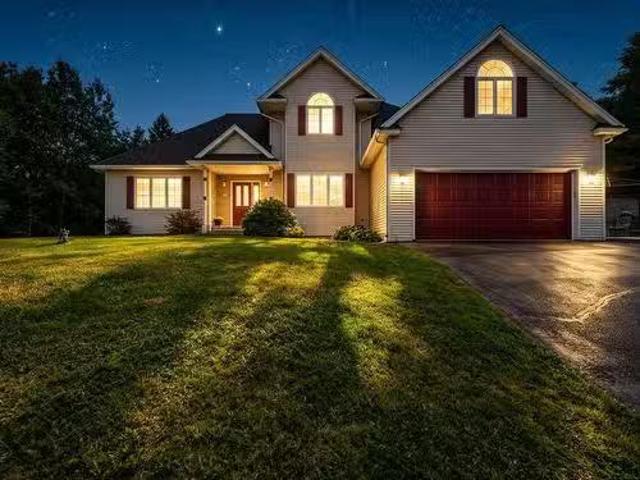 House for sale in Upper Tantallon, Nova Scotia