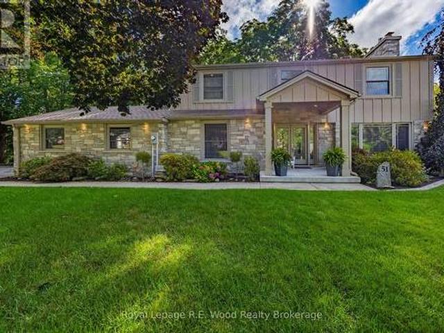 House for sale in Tillsonburg, Ontario