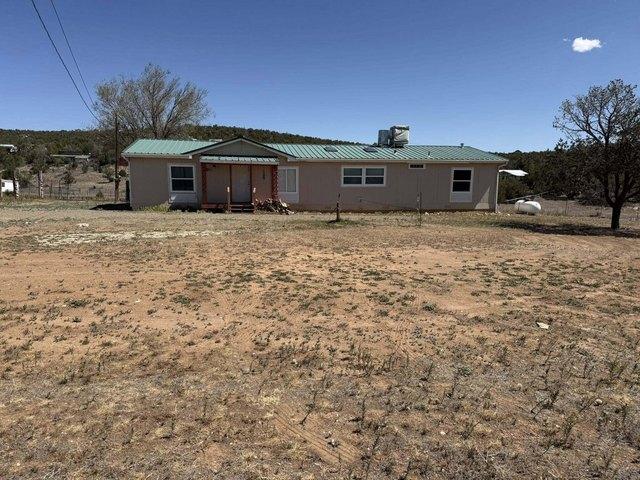 House for sale in Edgewood, New Mexico