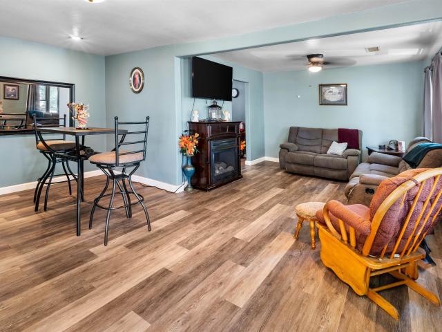 House for sale in Melbourne, Izard County