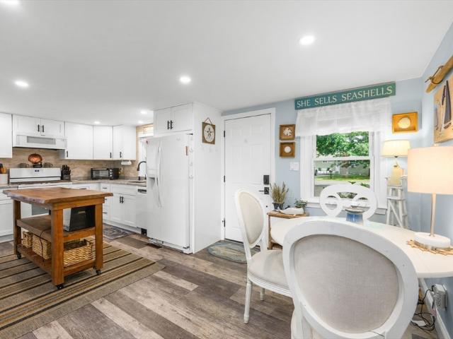 House for sale in West Yarmouth, Yarmouth