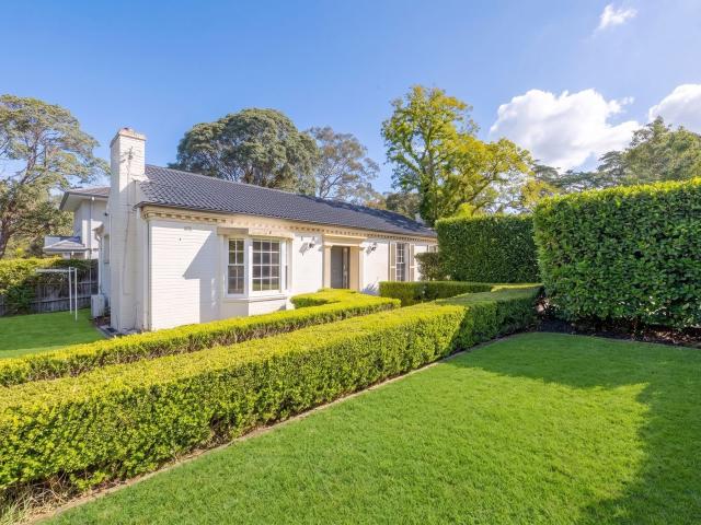 House for rent in East St Ives, Sydney