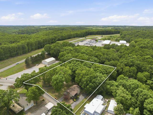 House for sale in Stone, Missouri