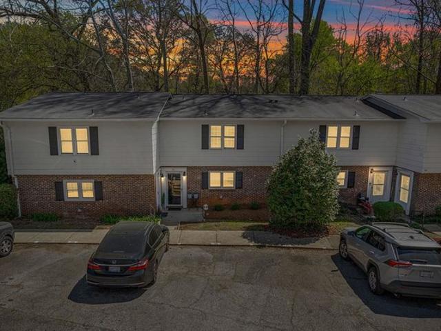 Townhouse for sale in Spartanburg, South Carolina