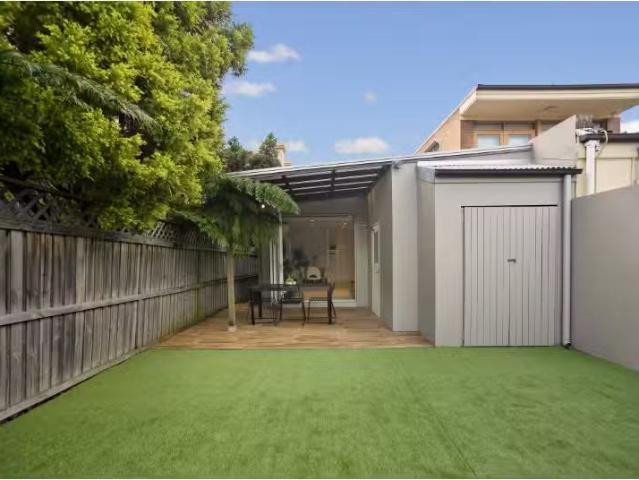 House for rent in Stanmore