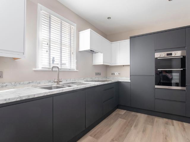Apartment for rent in Ewens Farm, Golden Valley