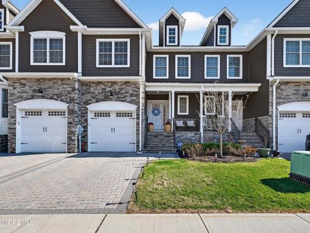 Townhouse for sale in Cliffwood, New Jersey