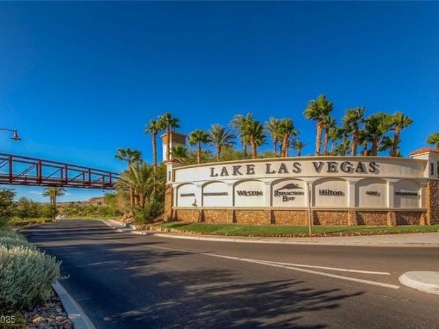 Townhouse for sale in Henderson, Nevada