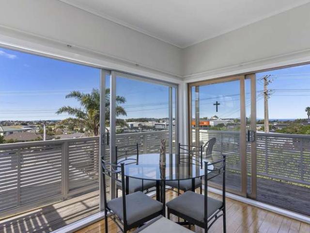House for sale in Whangaparaoa