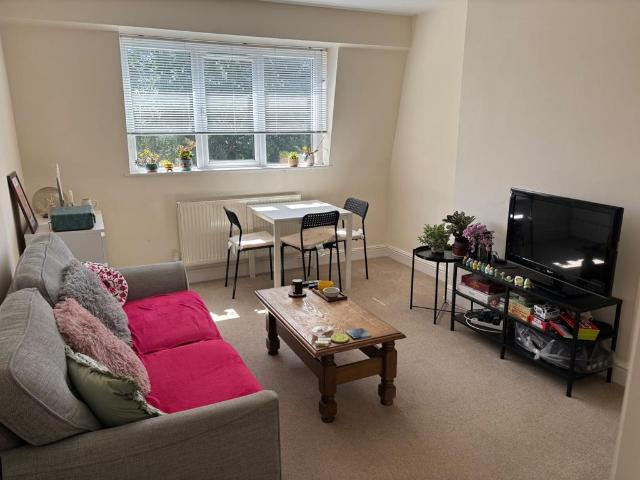 Apartment for rent in London Borough of Barnet, Greater London