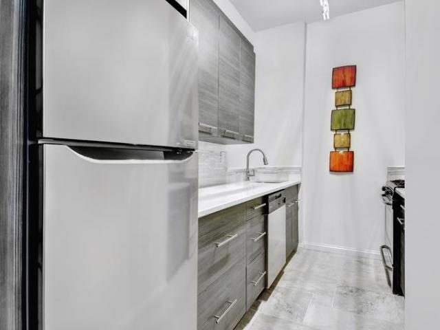 Condo for sale in Arverne, New York