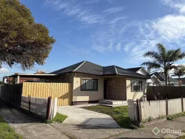 House for rent in Sunshine North, Victoria
