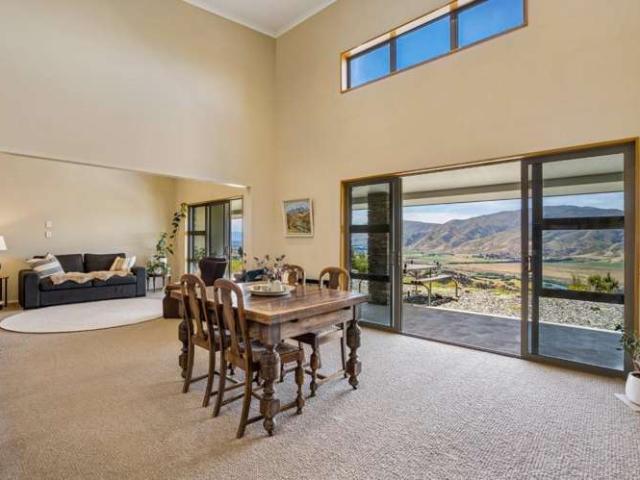 Property for sale in Otakou