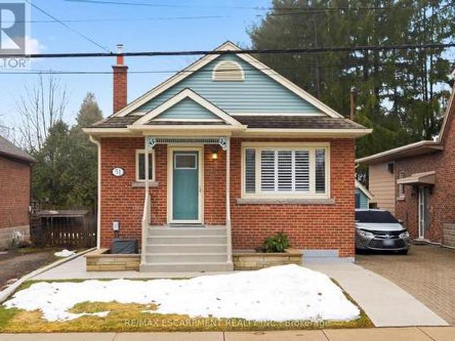 House for sale in Ancaster, Ontario
