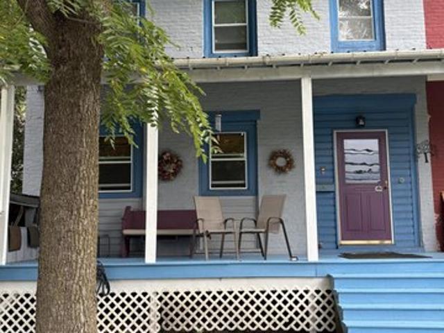 Townhouse for sale in Main Street Historic District, Town of Whitehall