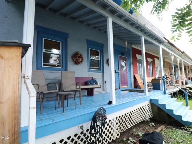 House for sale in Main Street Historic District, Town of Whitehall