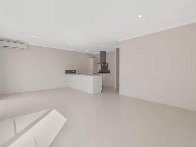 House for rent in Golden Bay