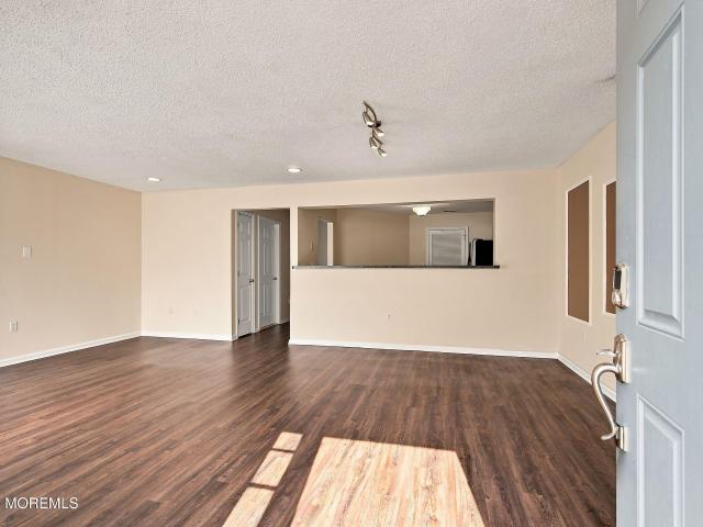 Condo for sale in Monmouth, New Jersey