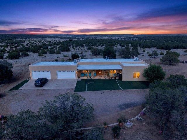 House for sale in Edgewood, New Mexico