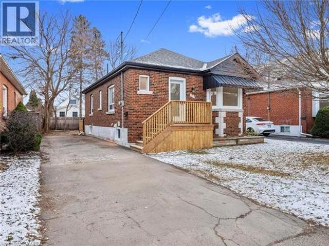 House for sale in Ancaster, Ontario