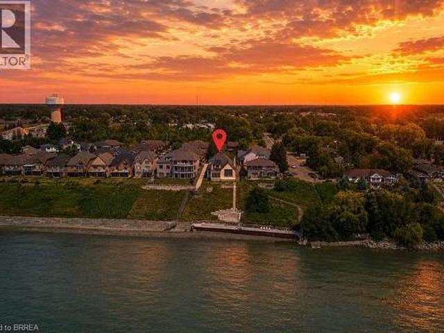 House for sale in Port Dover, Ontario
