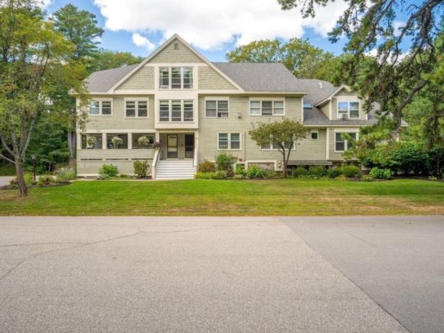 Townhouse for sale in Cape Elizabeth, Maine