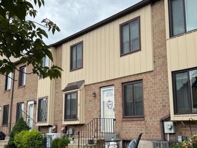 Townhouse for sale in Delco, Pennsylvania