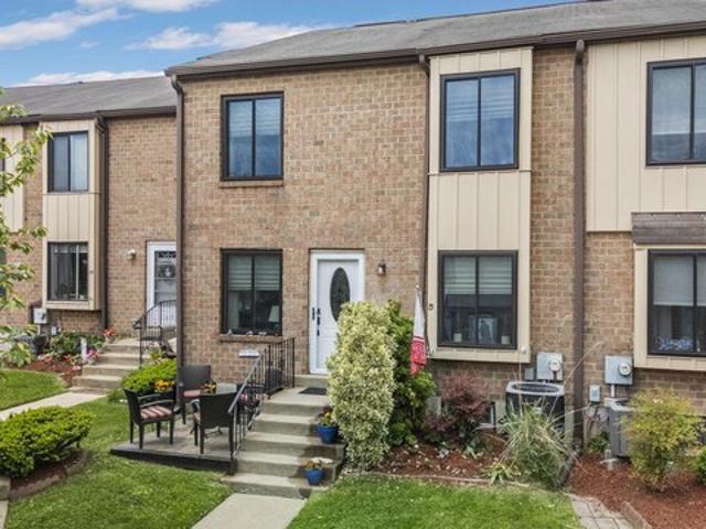 Condo for sale in Delco, Pennsylvania