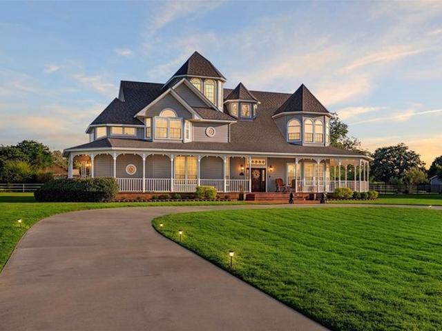 House for sale in Johnson, Texas